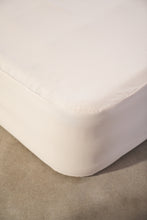 Load image into Gallery viewer, AURORA BED SHEET
